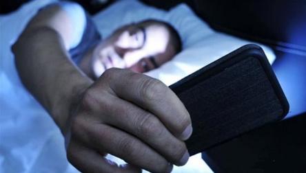 熬夜是最损健康的习惯之一，死亡到底离人多近？